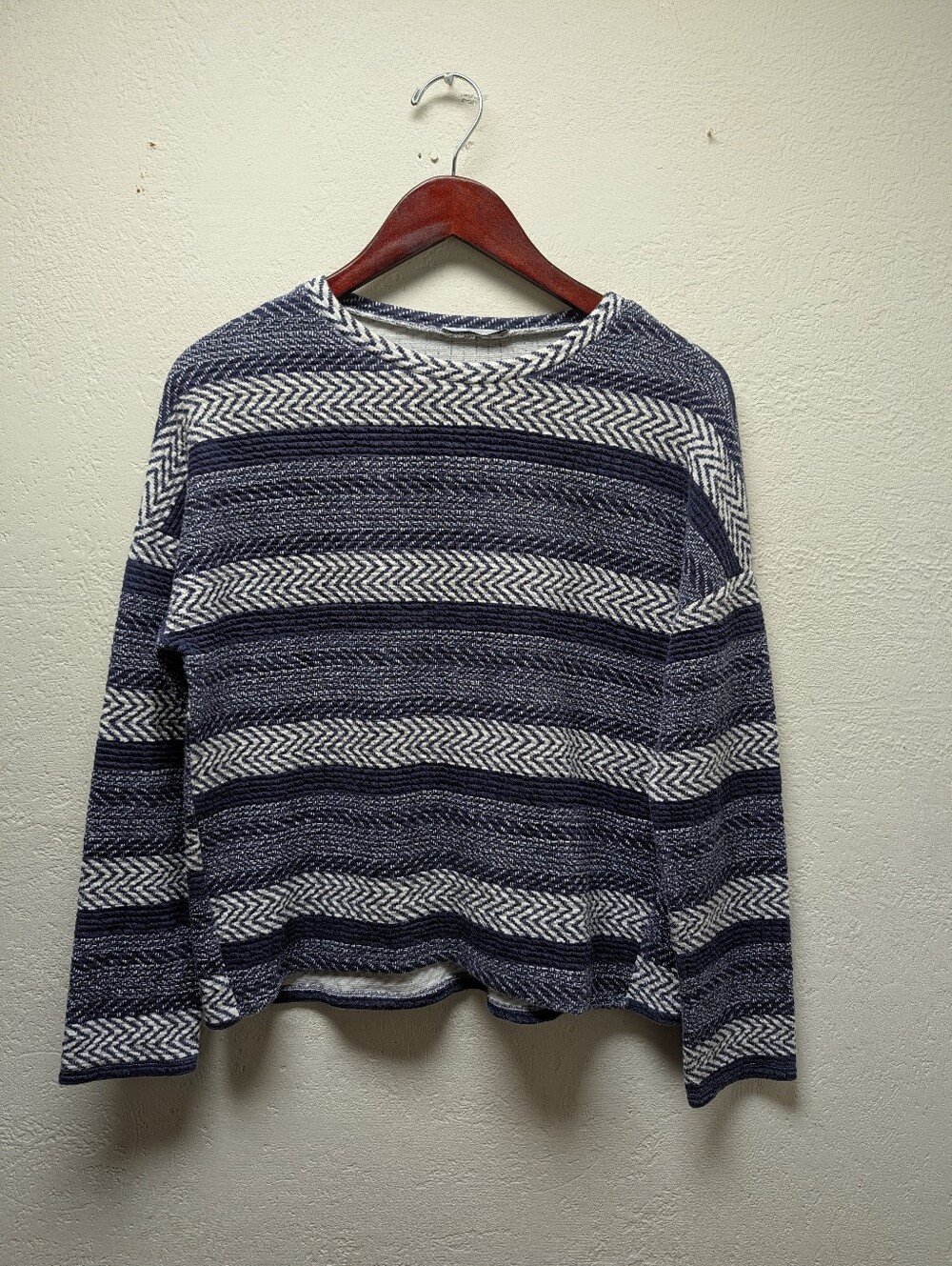 ZARA Trafaluc Navy Blue White Striped Quilted Long Sleeve Sweater Top Size Small